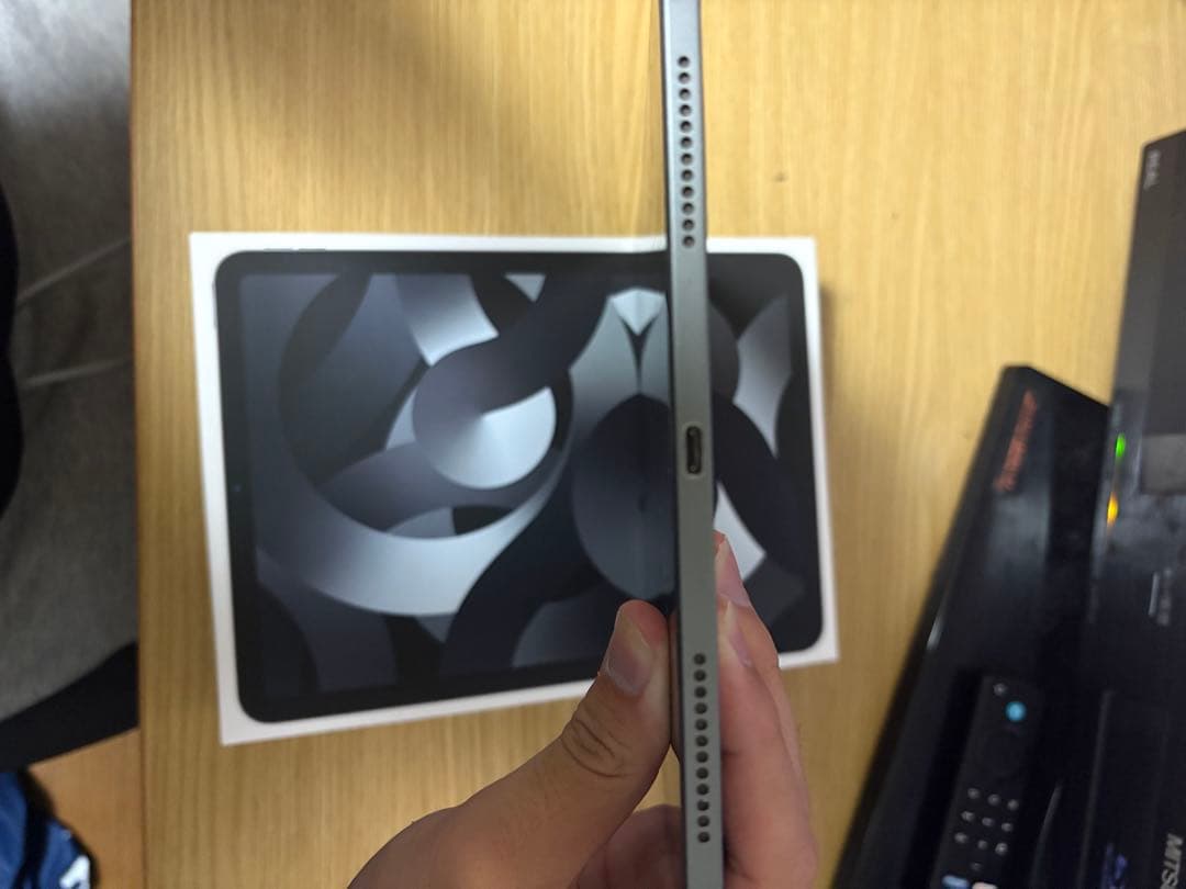 iPad air 第5世代 WiFiモデル 64GB