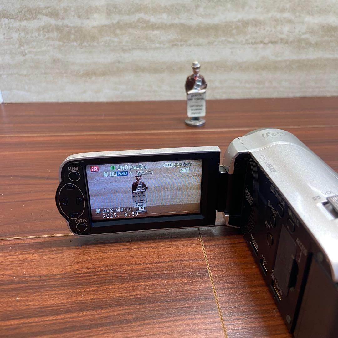 Panasonic HDC-TM25 ビデオカメラ 4290