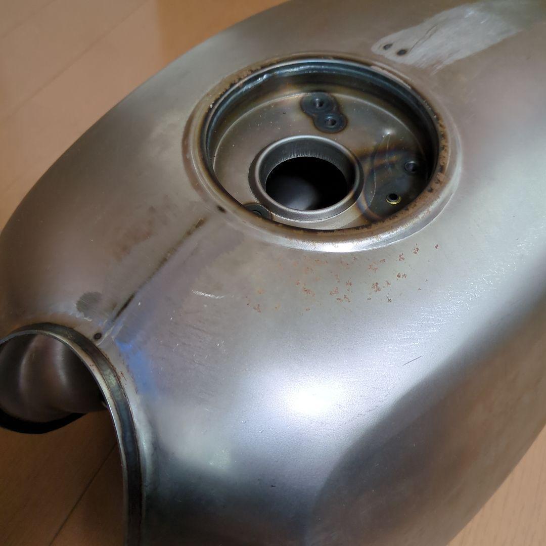 未塗装 ガソリンタンク 12L 3.2GAL カフェレーサー対応　汎用　タンク