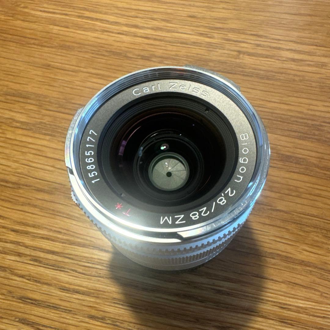 Biogon T* 28mm F2.8 ZM（ライカM用） シルバー