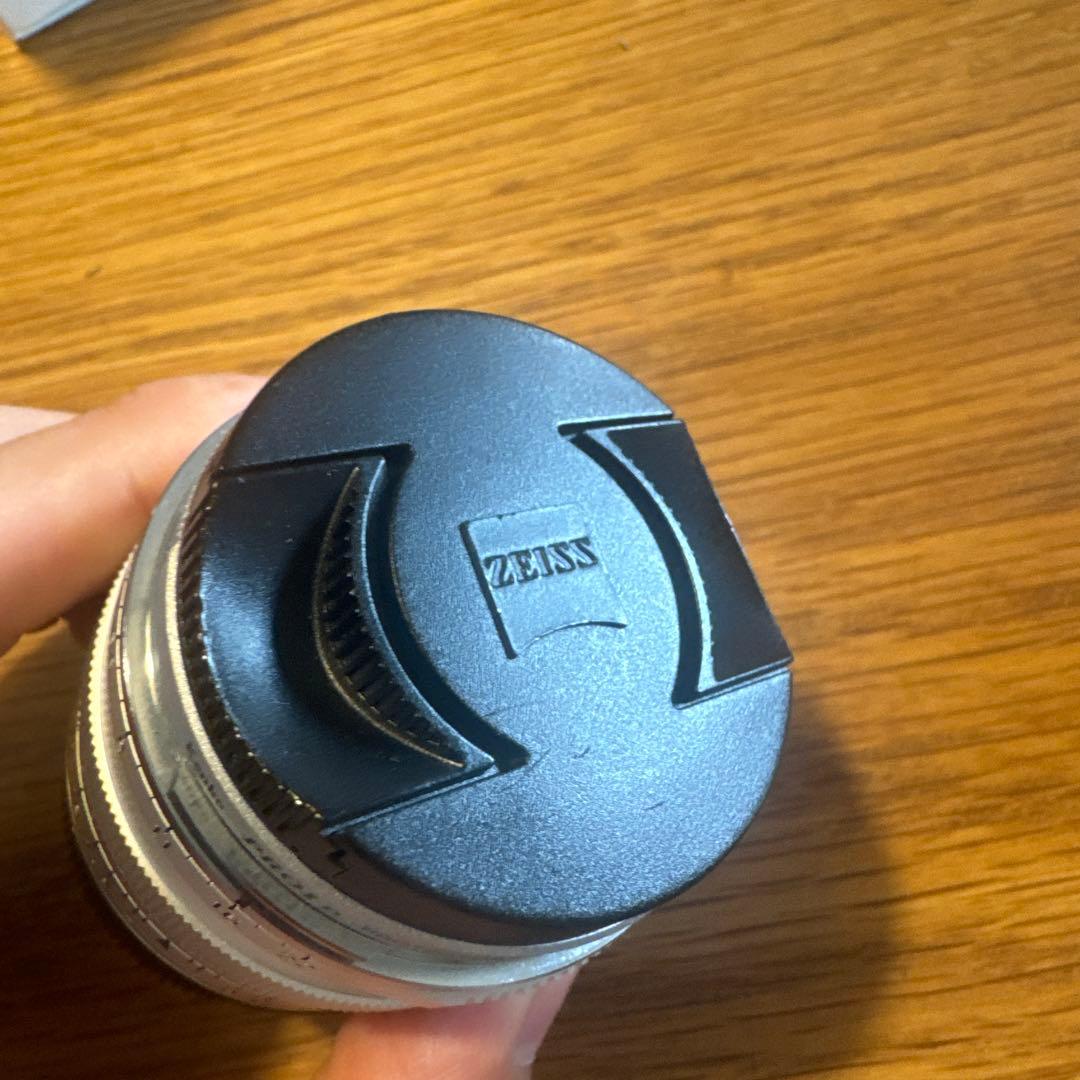 Biogon T* 28mm F2.8 ZM（ライカM用） シルバー