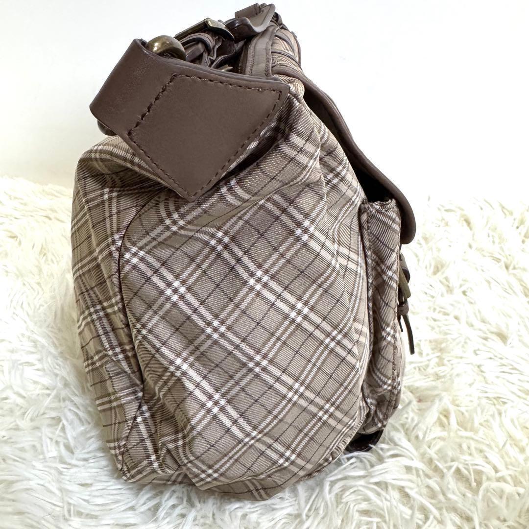 【新品同様】バーバリーブルーレーベル　ワンショルダー　バッグ　ロゴ