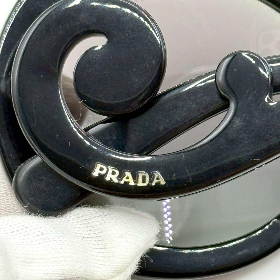 【廃盤品】プラダ バタフライ ミニマルバロック サングラス 黒 カラーレンズ
