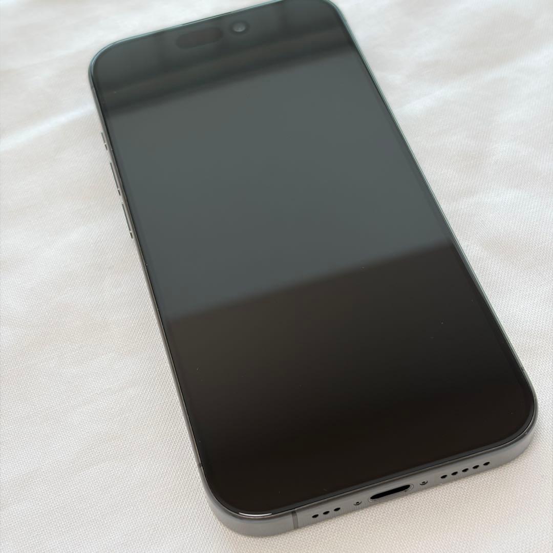 美品♡iPhone15pro 256GB ブラックチタニウム　SIMフリー