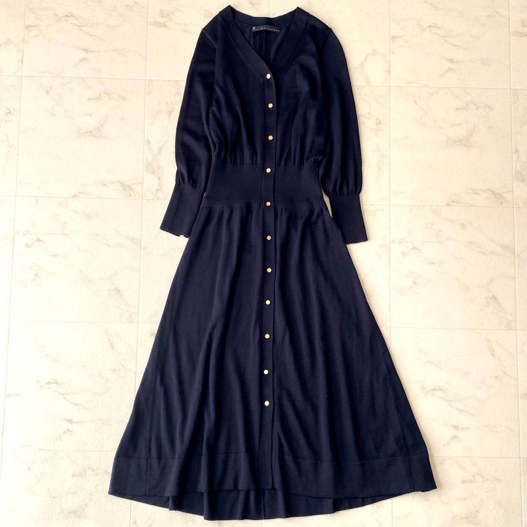 美品.定価3.5万☆マルティニーク ニットワンピース フレア 金ボタン