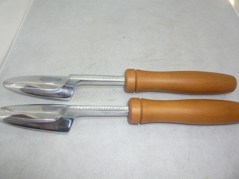 美品　タキイ和裁電化鏝　和裁コテ　和裁こて　ランプ付　タキイ製　鏝２本付