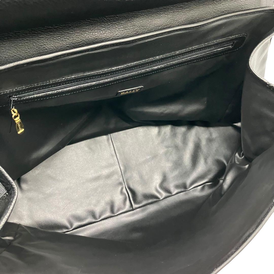 美品 2146 BALLY ボストンバッグ シボ革 鍵 ゴールド金具 黒 大容量