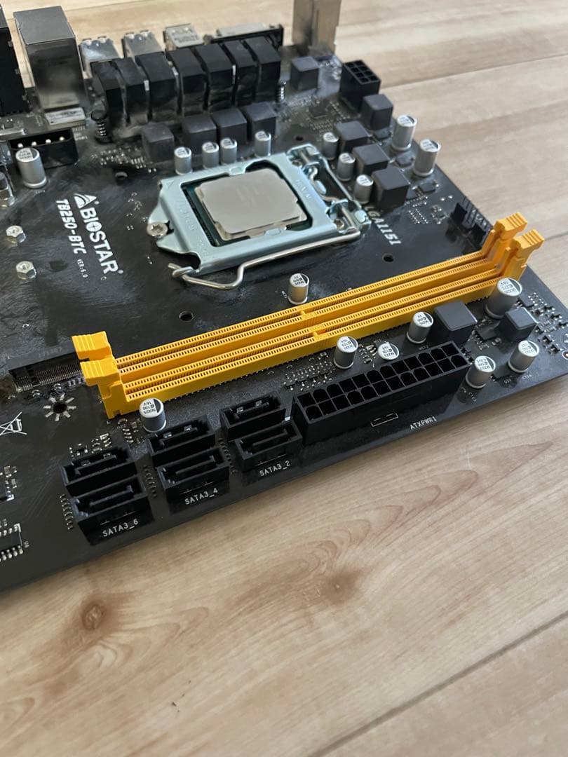 BIOSTAR TB250-BTC マザーボード