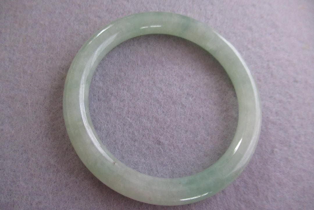 天然正規翡翠 緑色 バングル