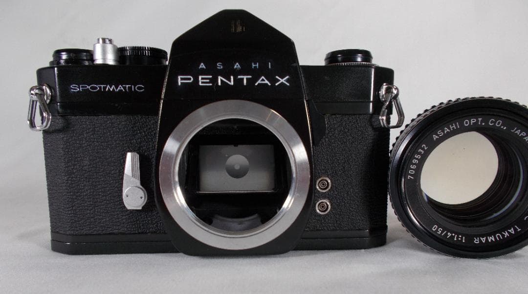 フィルムカメラ 整備済　Pentax SP　+ レンズ f/1.4　P227