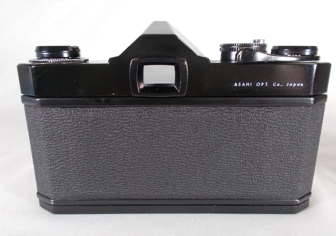 フィルムカメラ 整備済　Pentax SP　+ レンズ f/1.4　P227