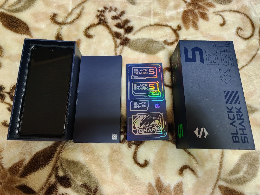 【美品】BlackShark5日本語版128GBケーブル未使用+マルチハブおまけ