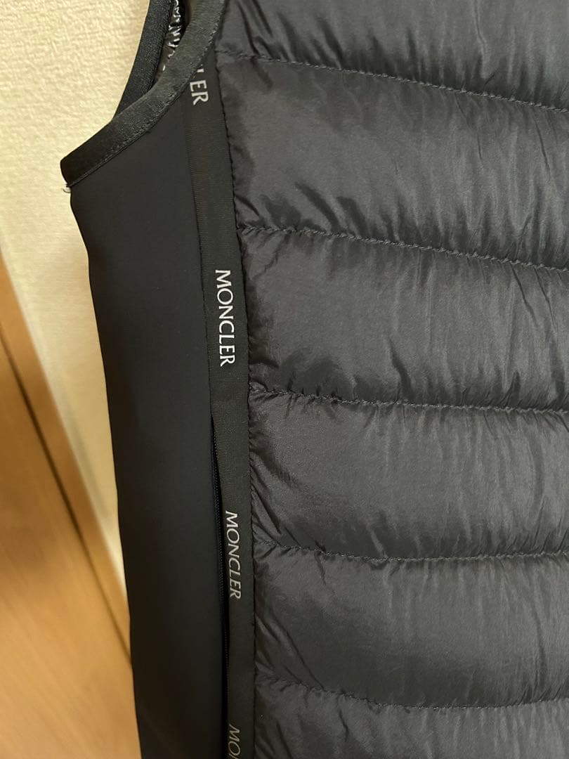 【極美品】MONCLER モンクレールダウンベスト MAURIENNE サイズ０