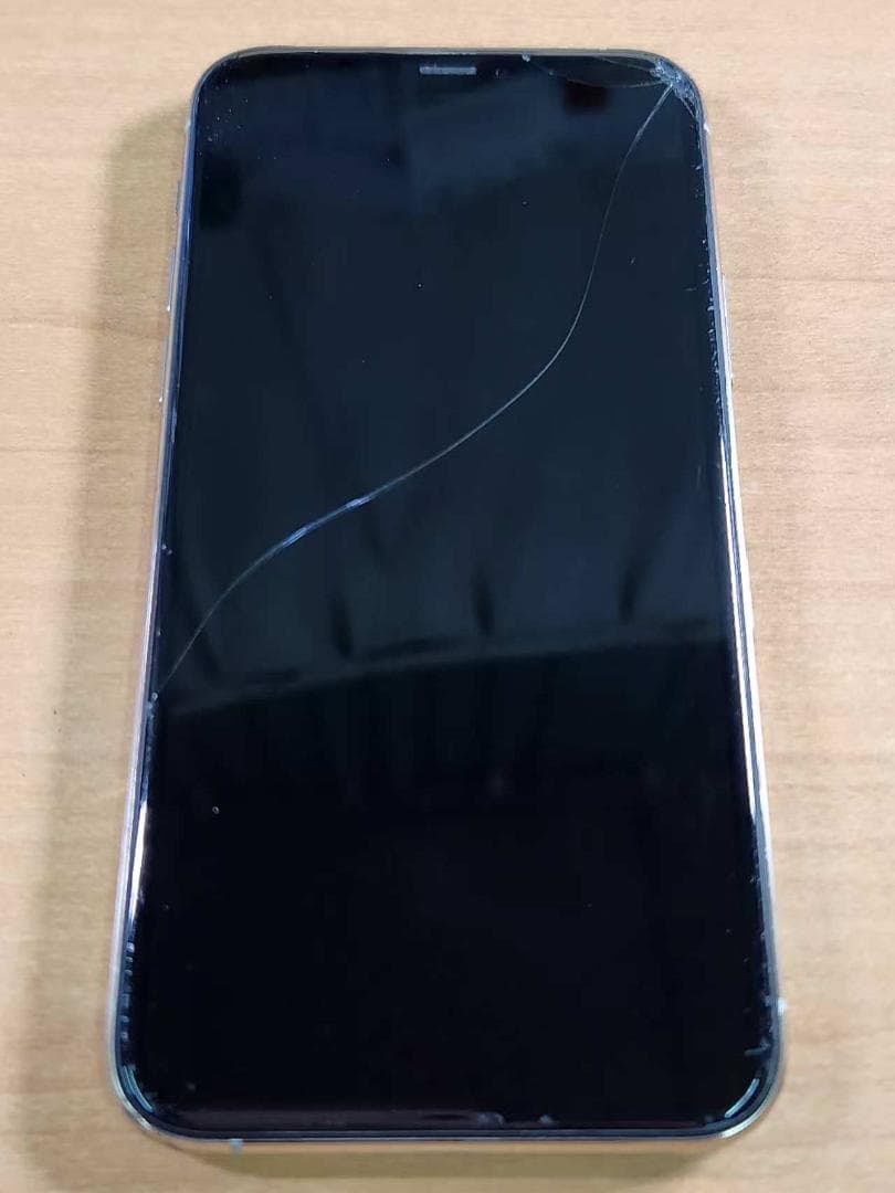 020700I iPhone 11 Pro A2215 256GB ジャンク品