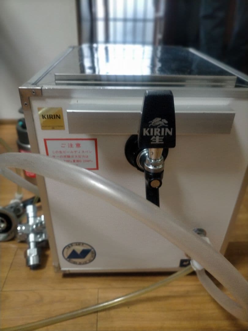 キリンビール氷式サーバーコンセント不要。減圧弁、洗浄タンク付き1式