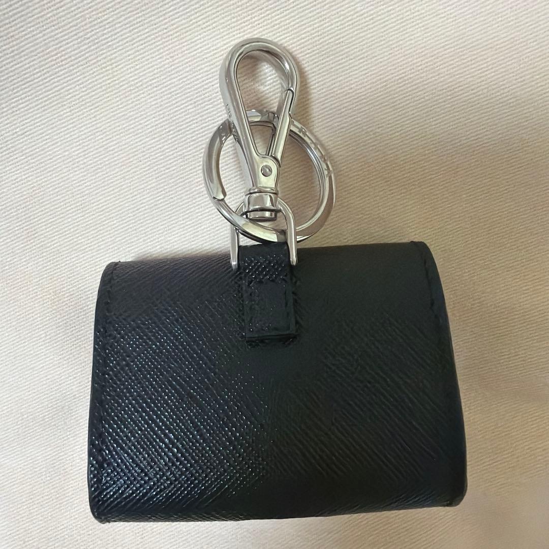 PRADA ブラックレザー キーホルダー付きケース