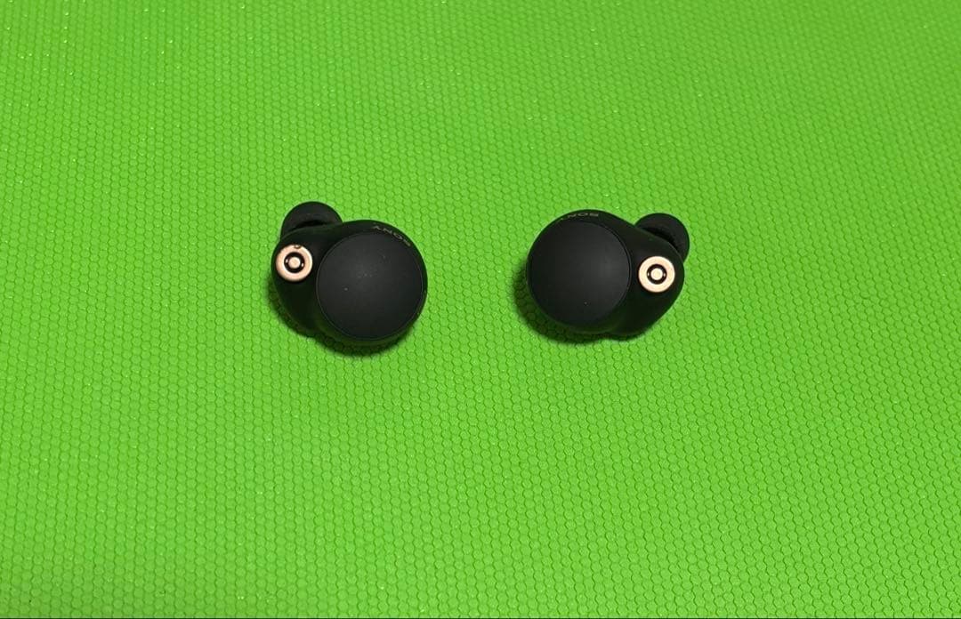 保証書付き　SONY WF-1000XM4 ワイヤレスイヤホン ブラック