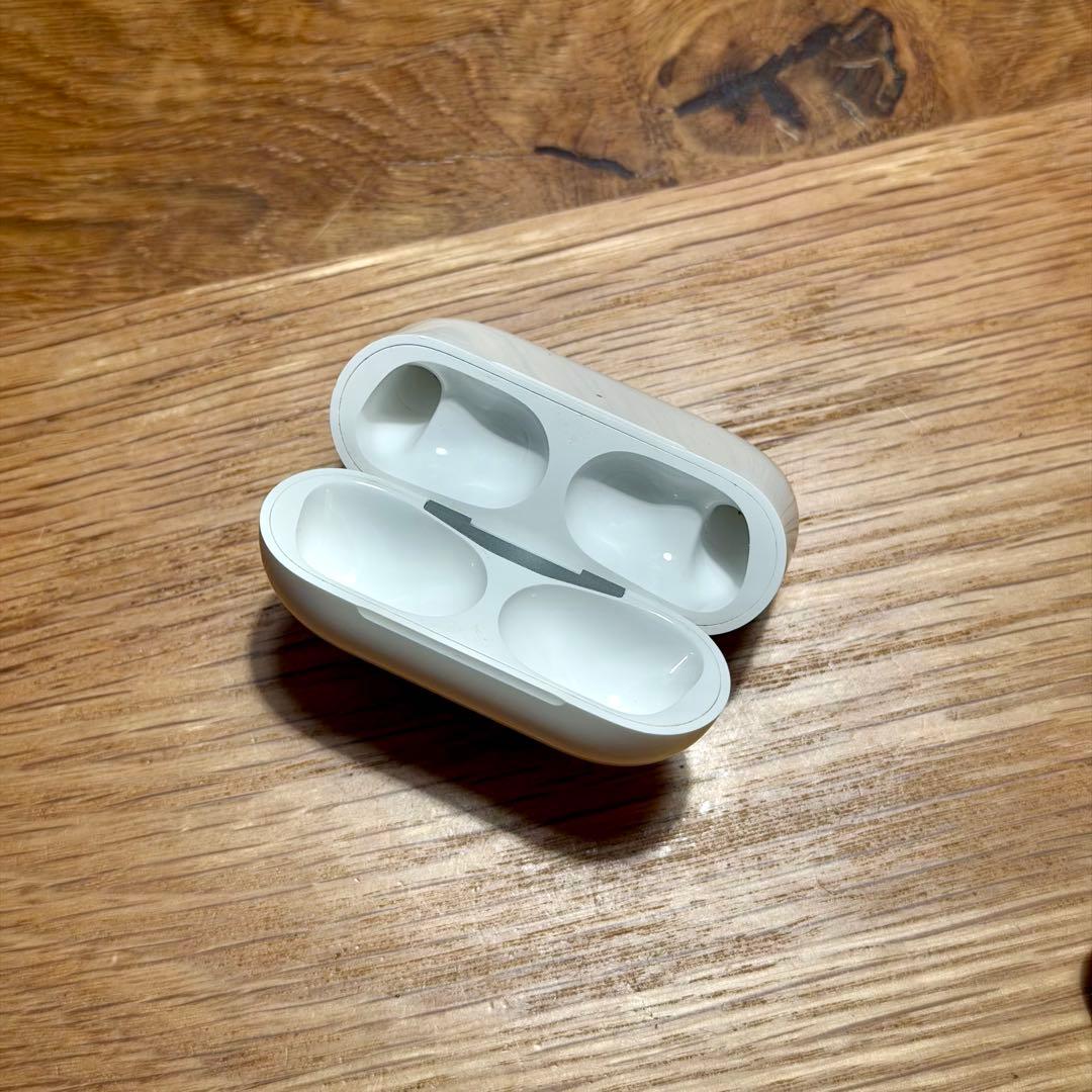 Apple AirPods Pro （第2世代） Lightning