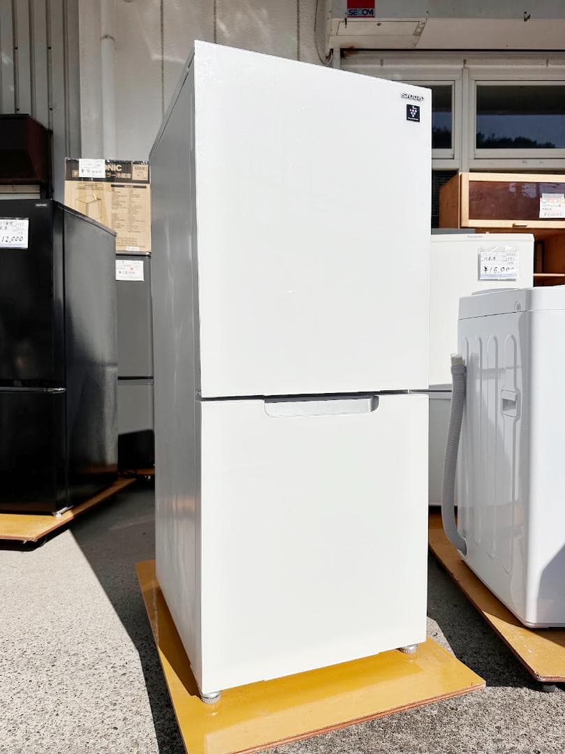 ★772 SHARP 付け替えどっちもドア 152L 冷凍冷蔵庫 2022年製
