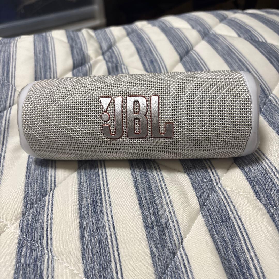 JBL Bluetooth スピーカー ホワイト