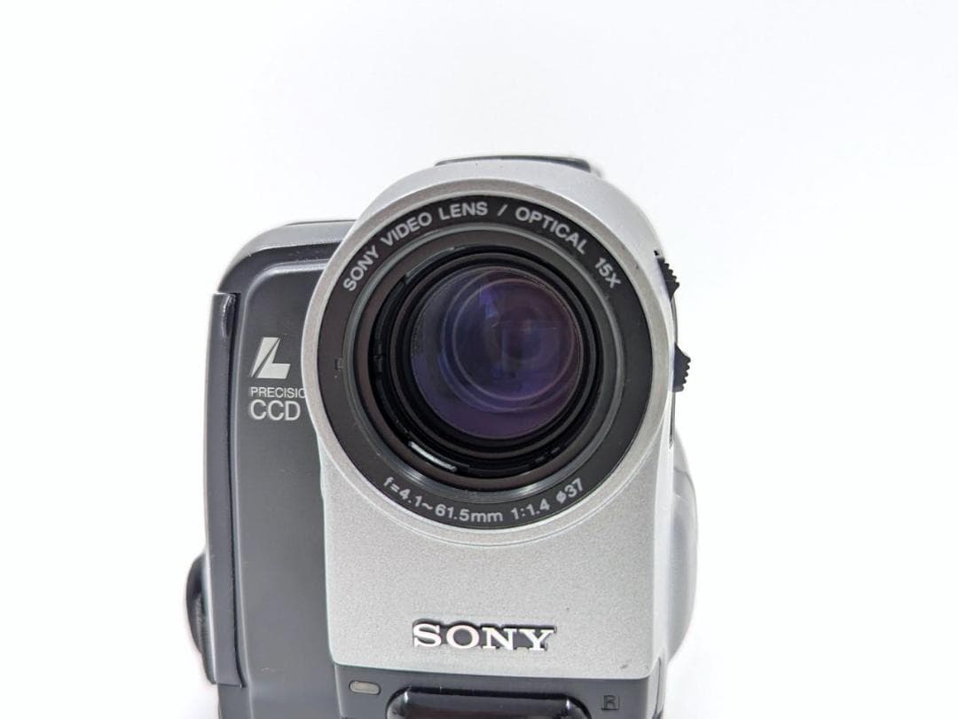 8mmテープのダビングに！ SONY ビデオカメラ CCD-TRV92 03