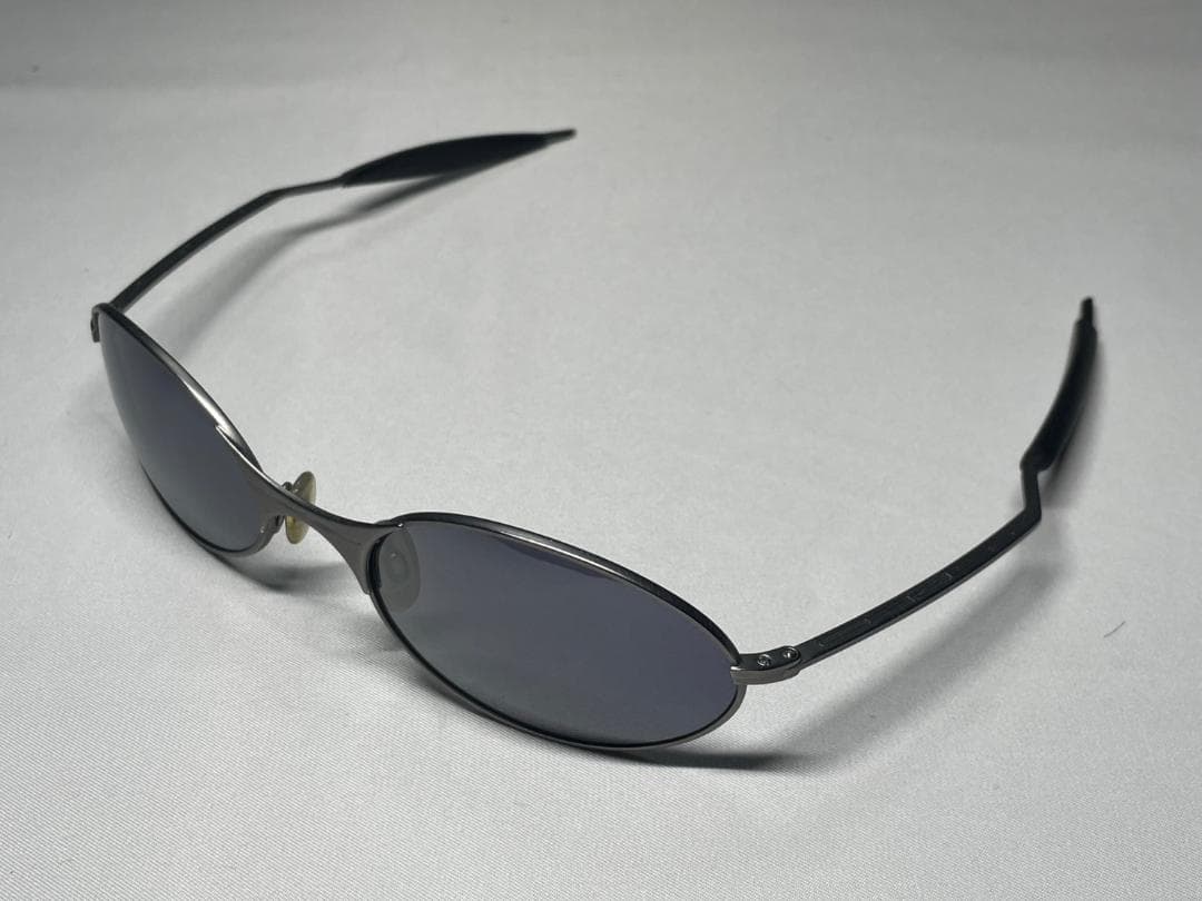 ＯＡＫＬＥＹ（オークリー）e-wire（イーワイヤー）初期モデル