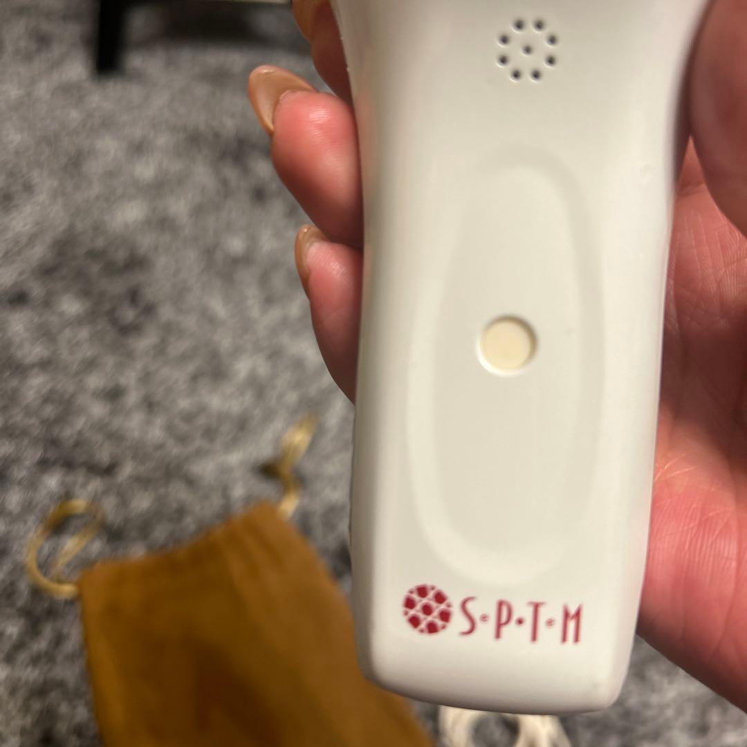 セプテムアップ美顔器定価135,300円詳しい。使い方写真8枚目に！