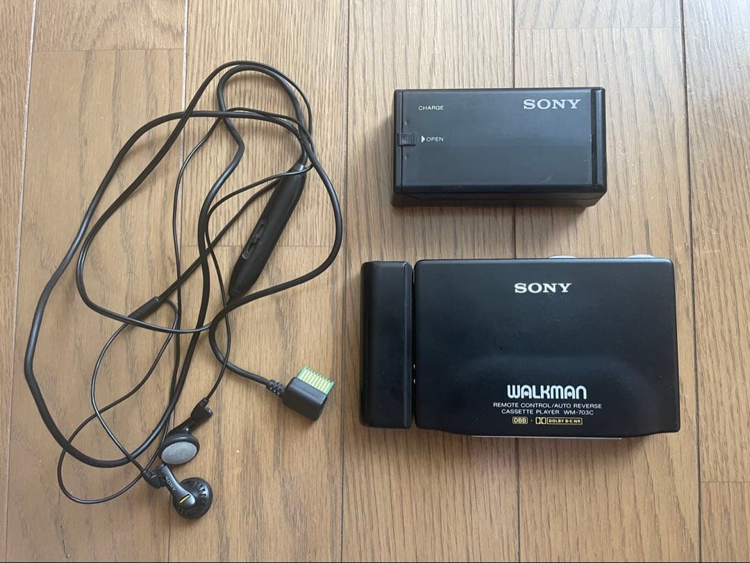 SONY WM-703C ウォークマン　カセットプレーヤー ジャンク品