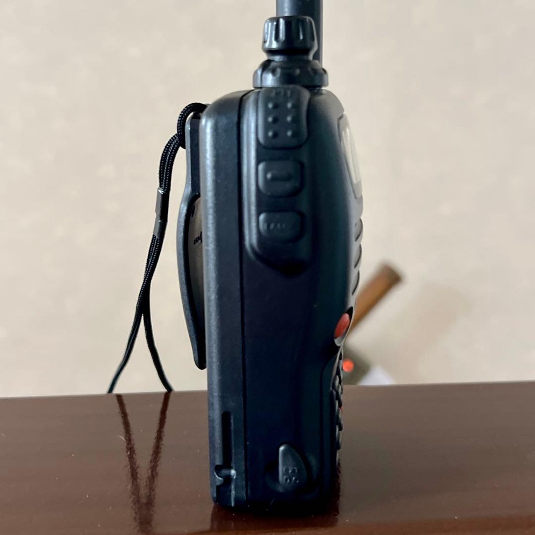 YAESU FT-50 ハンディ トランシーバー 144/430M