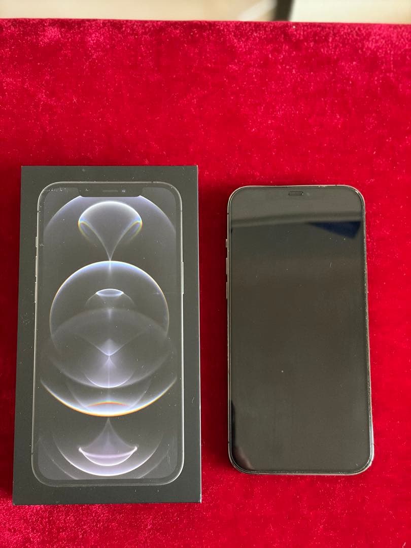 iPhone 12 Pro Max 256GB ブラック SIMフリー