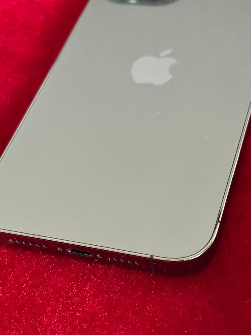 iPhone 12 Pro Max 256GB ブラック SIMフリー