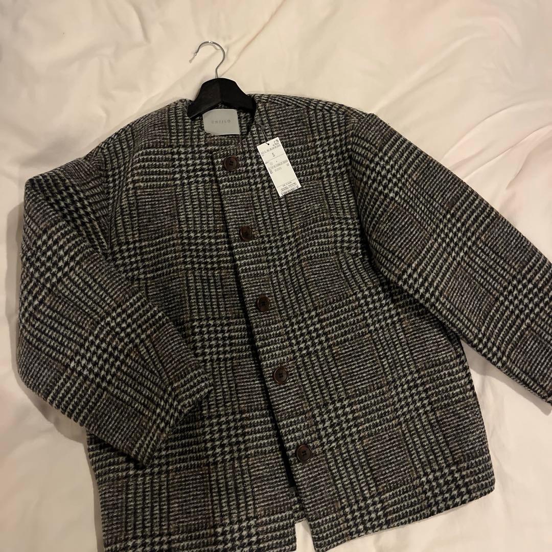 美品！アンフィーロ　ボンディングフォルムコート