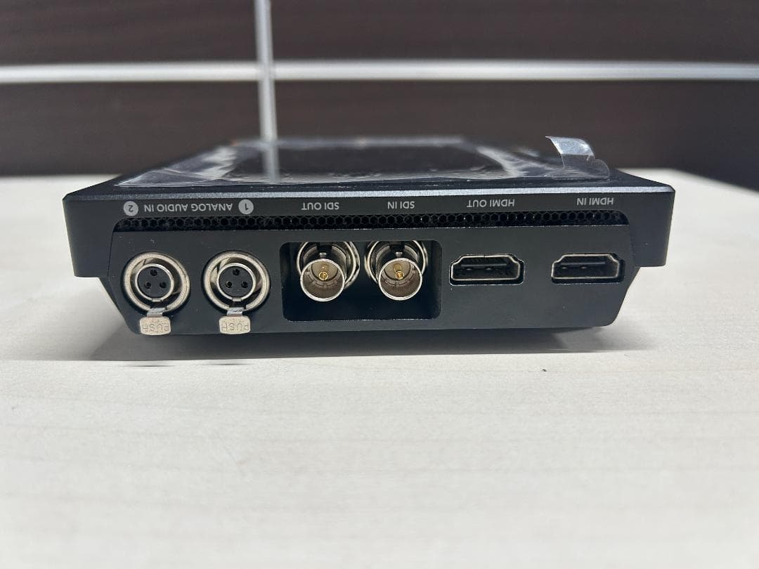 Blackmagic Video Assist 7インチ 12G HDR