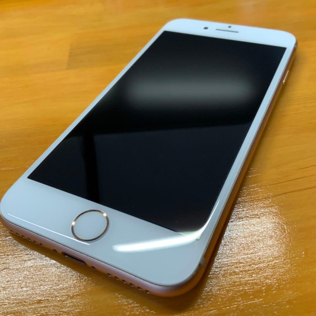 Apple iPhone 8 ゴールド 本体　アイフォン8