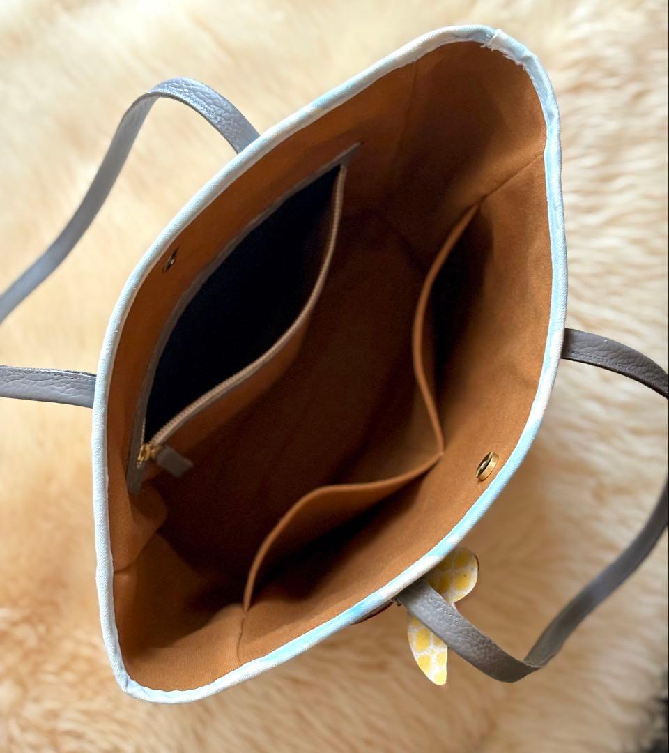 かおり様オーダー　\"サグラダ・ファミリアとニャンズ\"