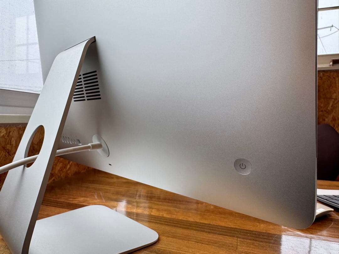 Apple iMac 2017 21.5-inch キーボード・マウス付