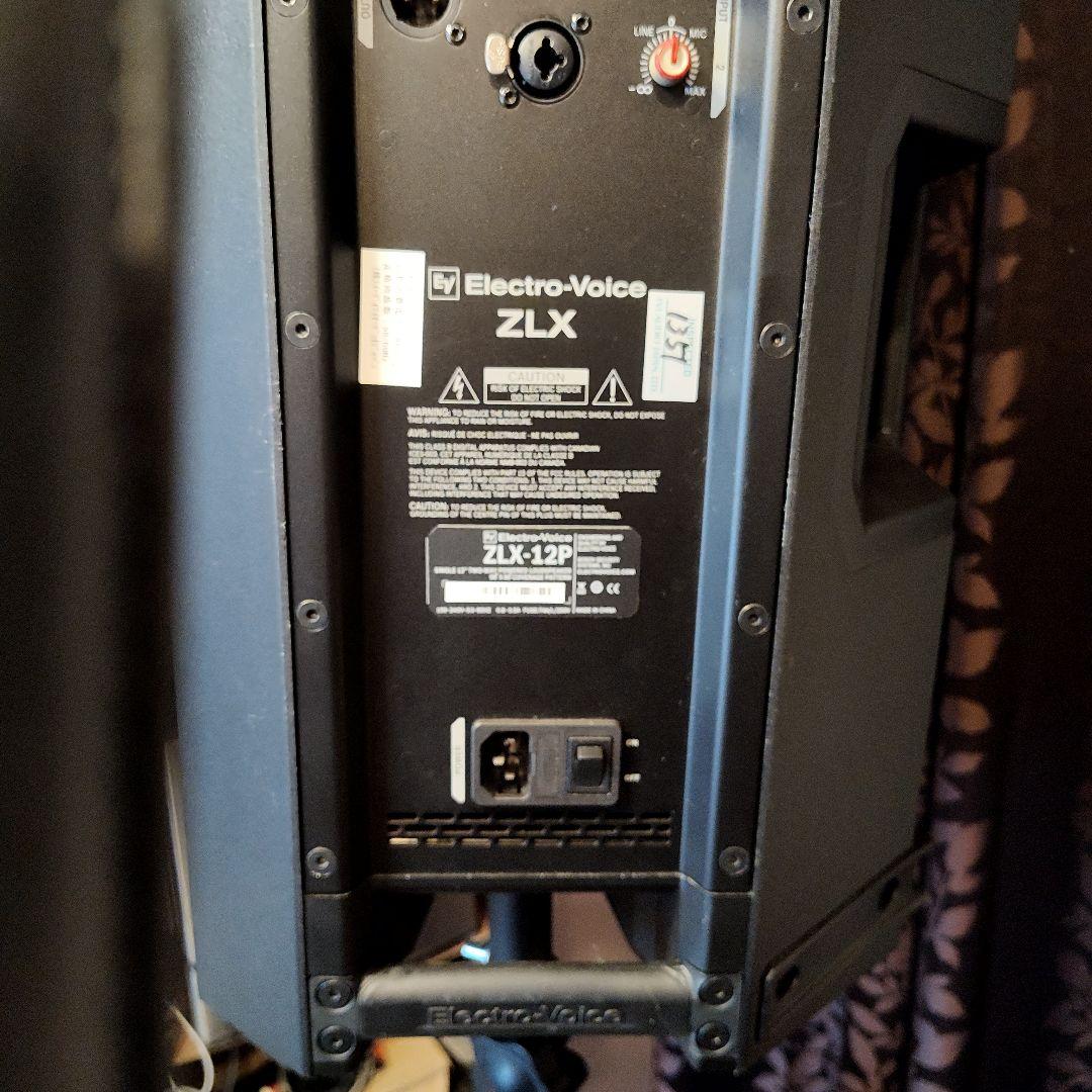 ElectroボイスZLX12Pパワードスピーカー中古品マイクと3脚付き