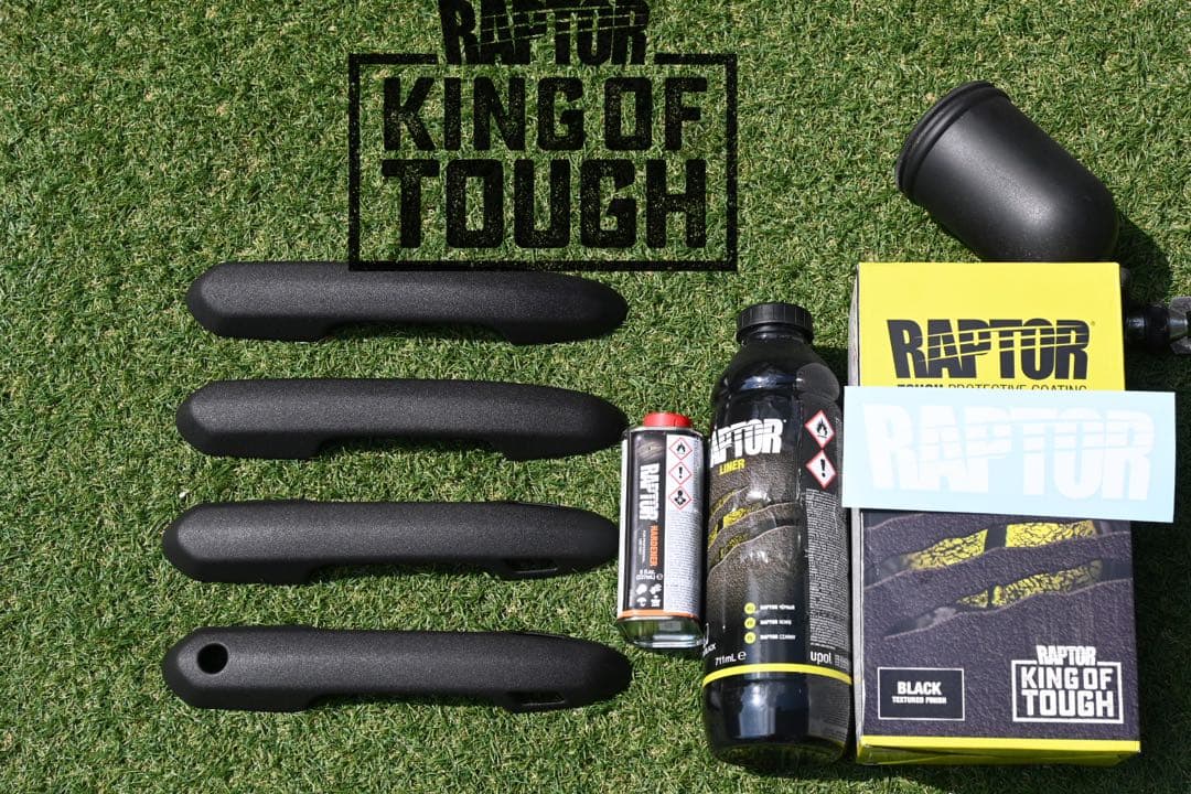 rav4 ドアハンドルプロテクター　ドアハンドルカバー　ラプターライナー塗装