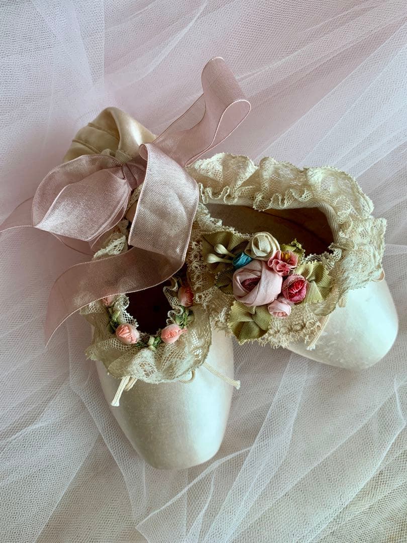 ドイツビンテージトゥシューズ※フランスアンティークシルクリボンロココ＆チュチュ