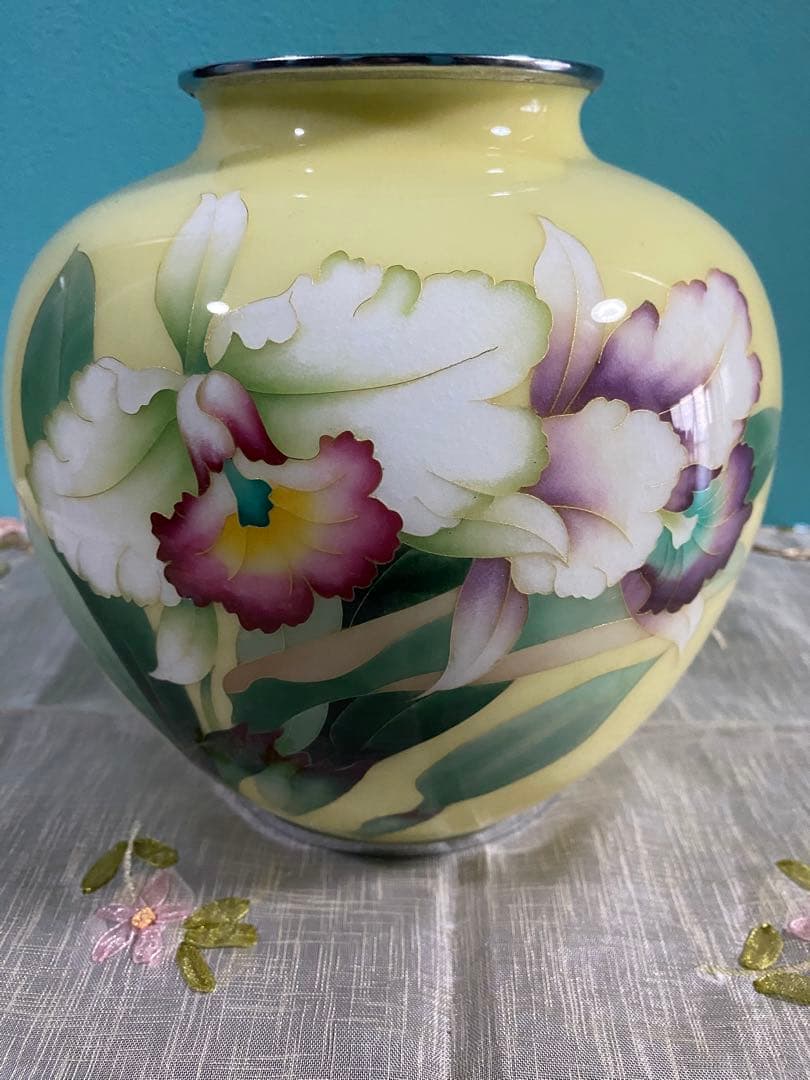 七宝焼花瓶　クリームカトレア　20cm