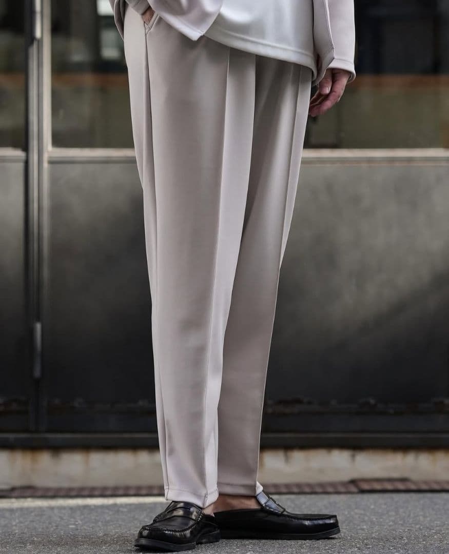 SUAVELE セットアップ サイズ1 色エクリュー 試着のみ超美品