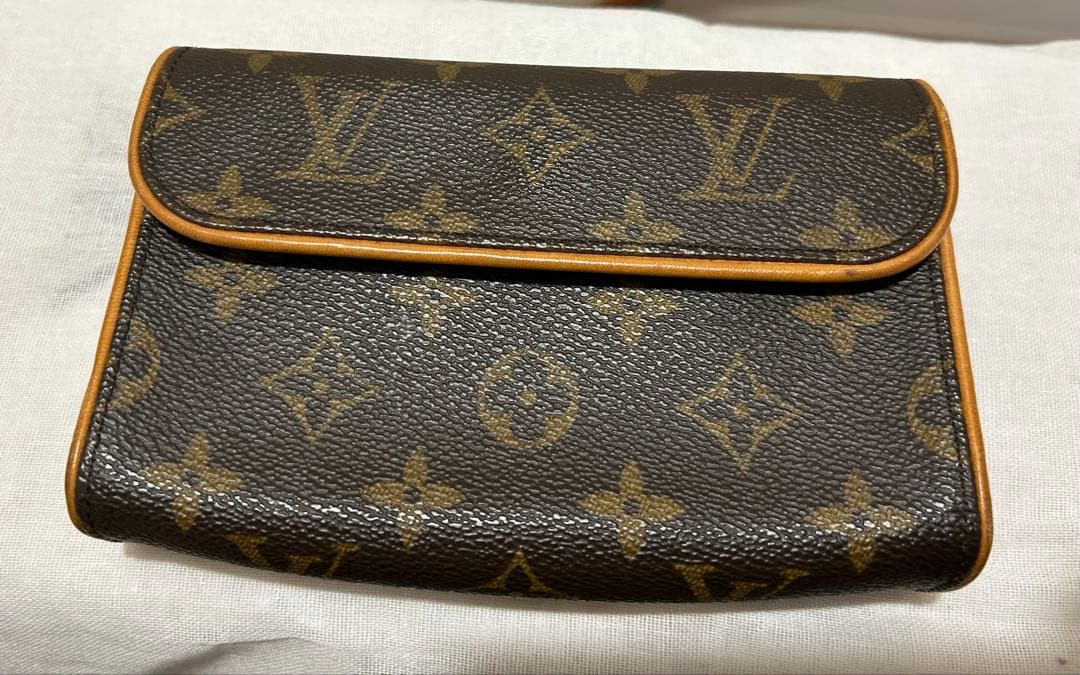 Louis Vuitton モノグラム　ウエストポーチ