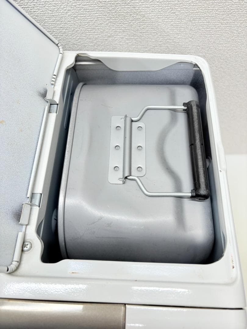 ダイニチ2013年製石油ファンヒーター（FW-579LX）