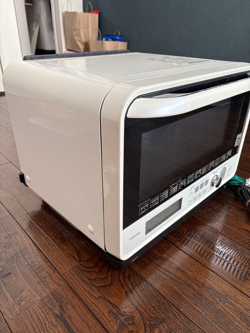 TOSHIBA 東芝 オーブンレンジ ER-RD100（W）2018年製