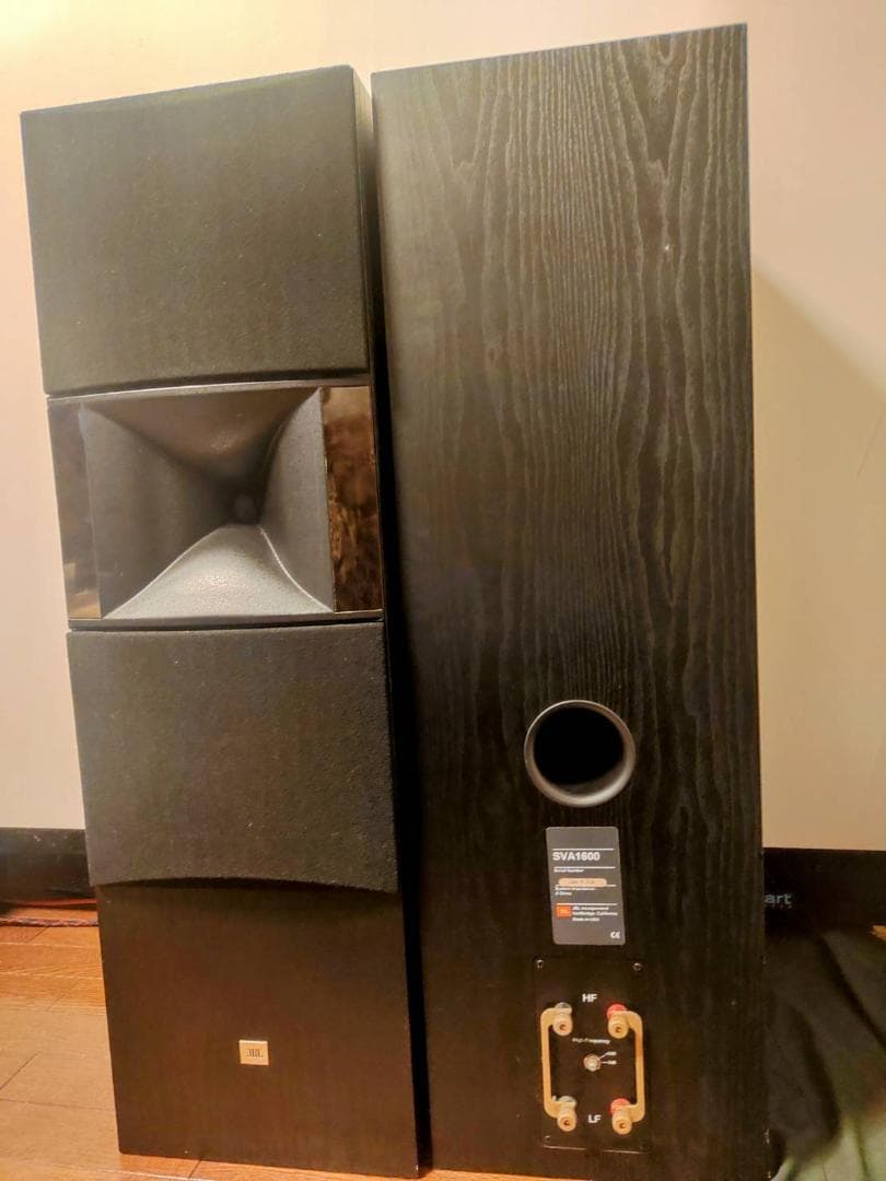 完動美品　【右1本】　JBL SVA1600 ホーン型スピーカー　（左別売）