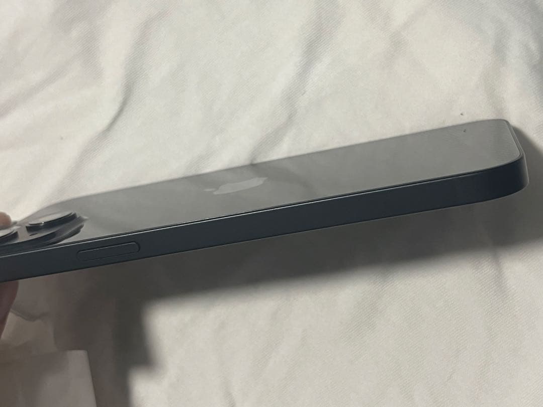 iPhone14plus 本体　SIMフリー