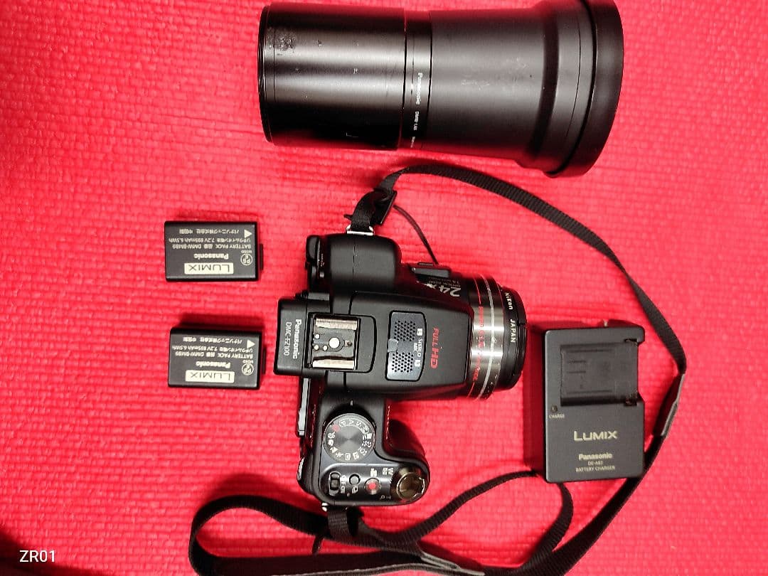 Panasonic Lumix FZ100 デジタルカメラ