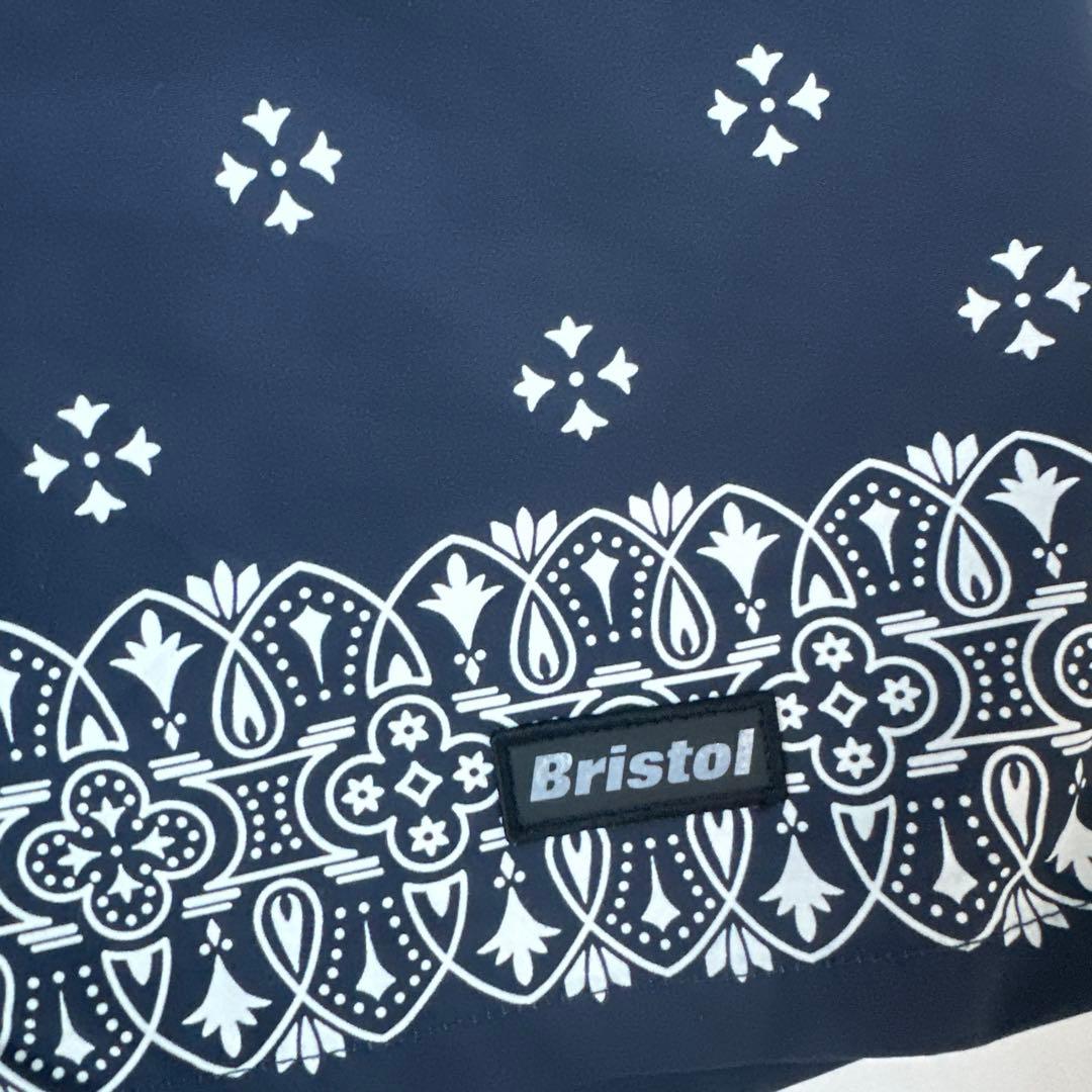 ブリストル半ズボン ペイズリー柄