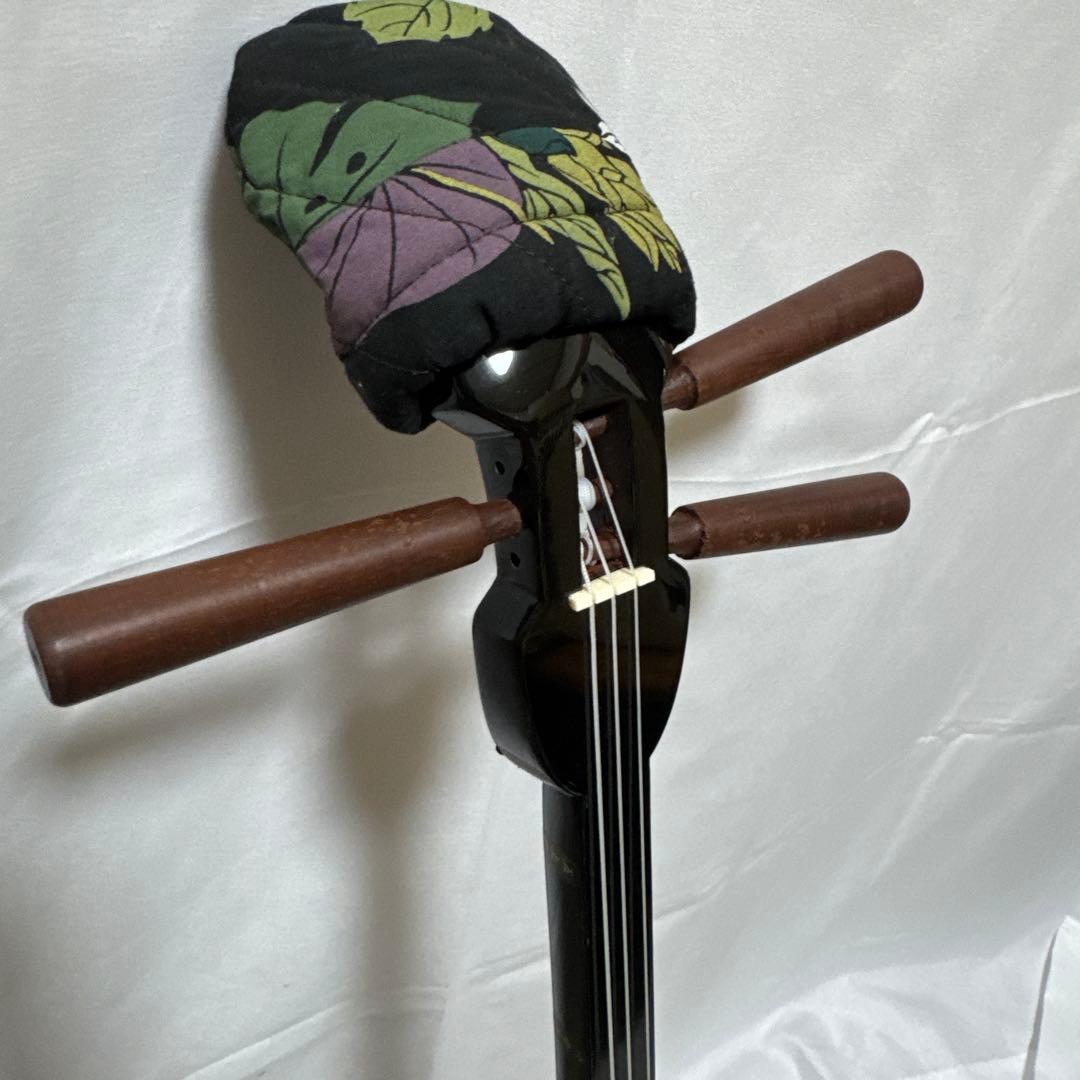 B076 沖縄 三線 蛇三線 人工皮 蛇柄 三味線 和楽器 ケース 付き