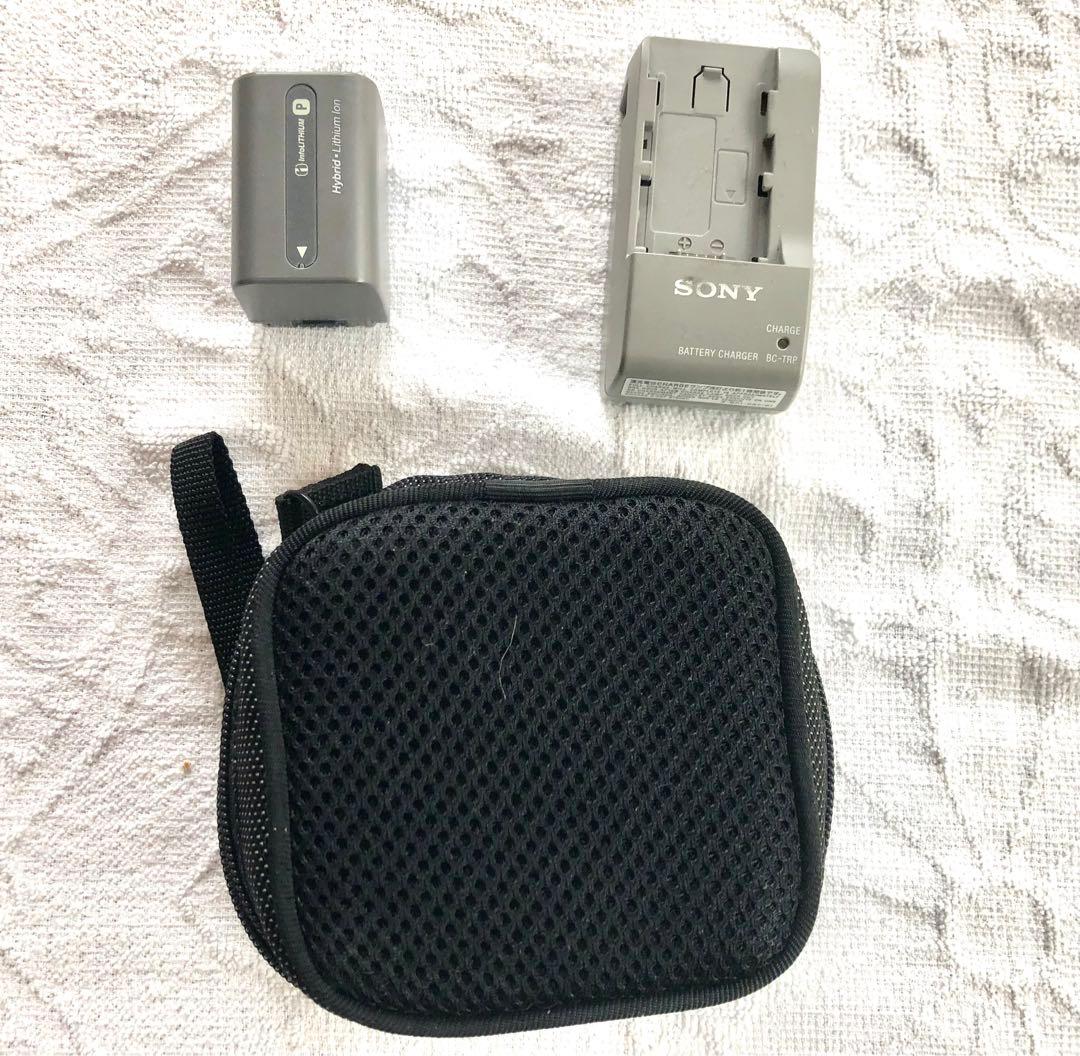 SONY　DCR-HC40　箱、付属品あり